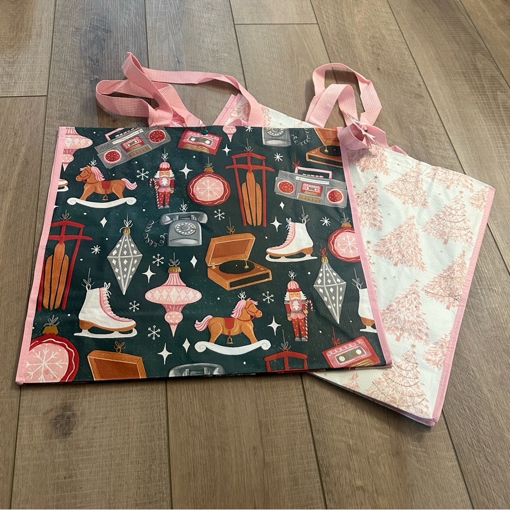 Homegoods TJMaxx Marshalls Ice Skating & Pink Trees Print Tote Bags Set of 2 NWT